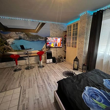 Monfas Apartment Provence In Prague Ngoại thất bức ảnh