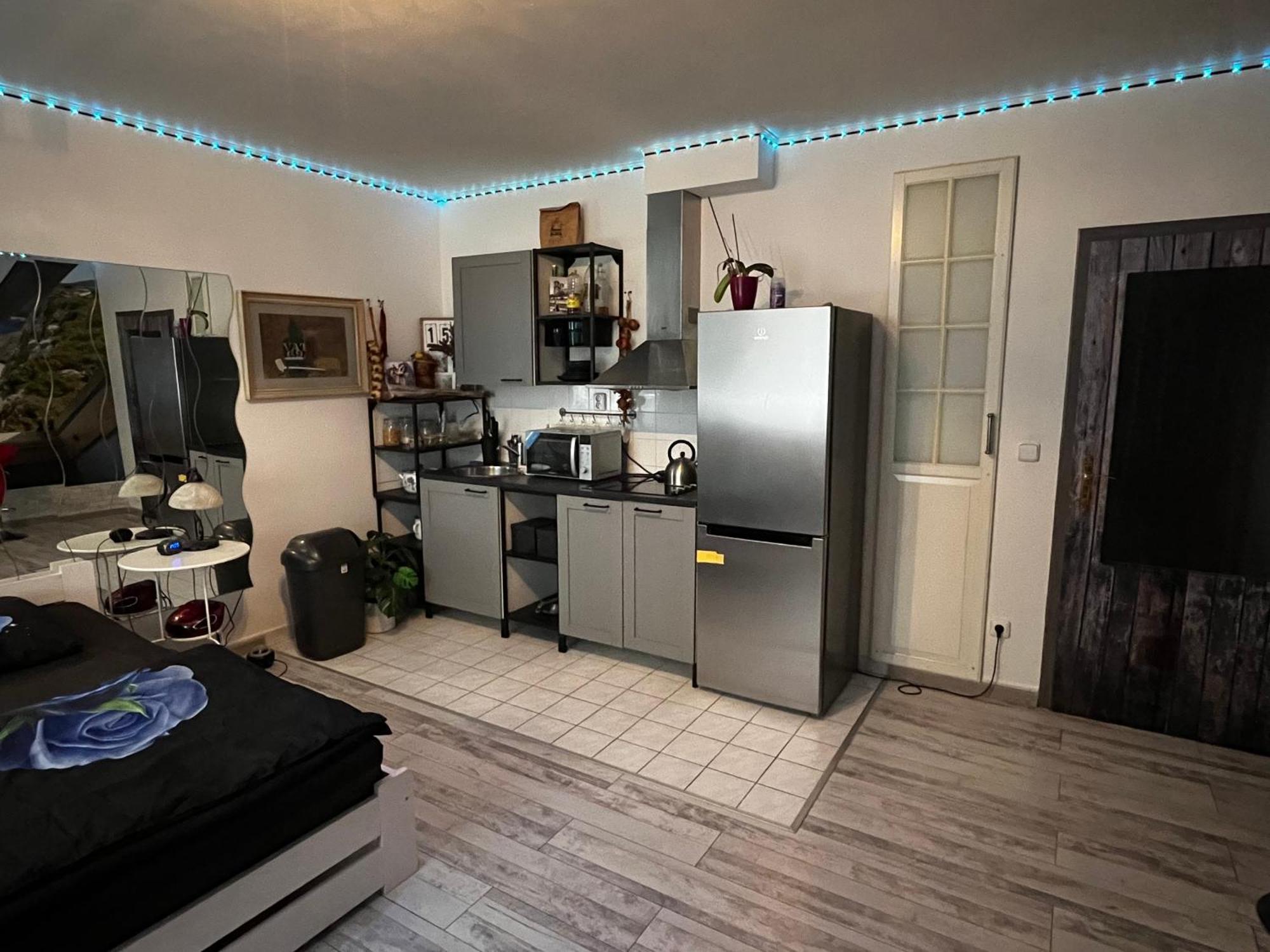Monfas Apartment Provence In Prague Ngoại thất bức ảnh