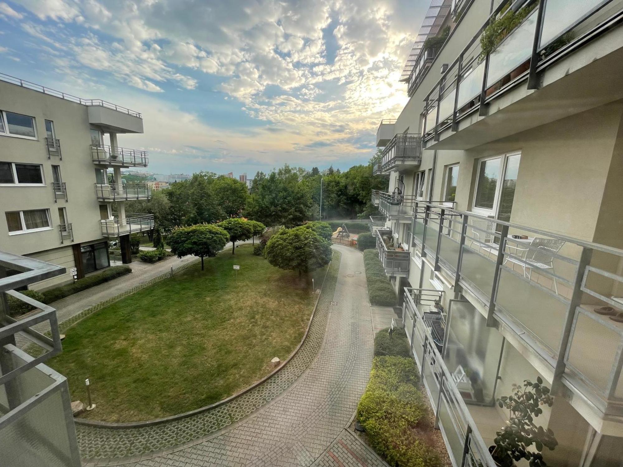 Monfas Apartment Provence In Prague Ngoại thất bức ảnh