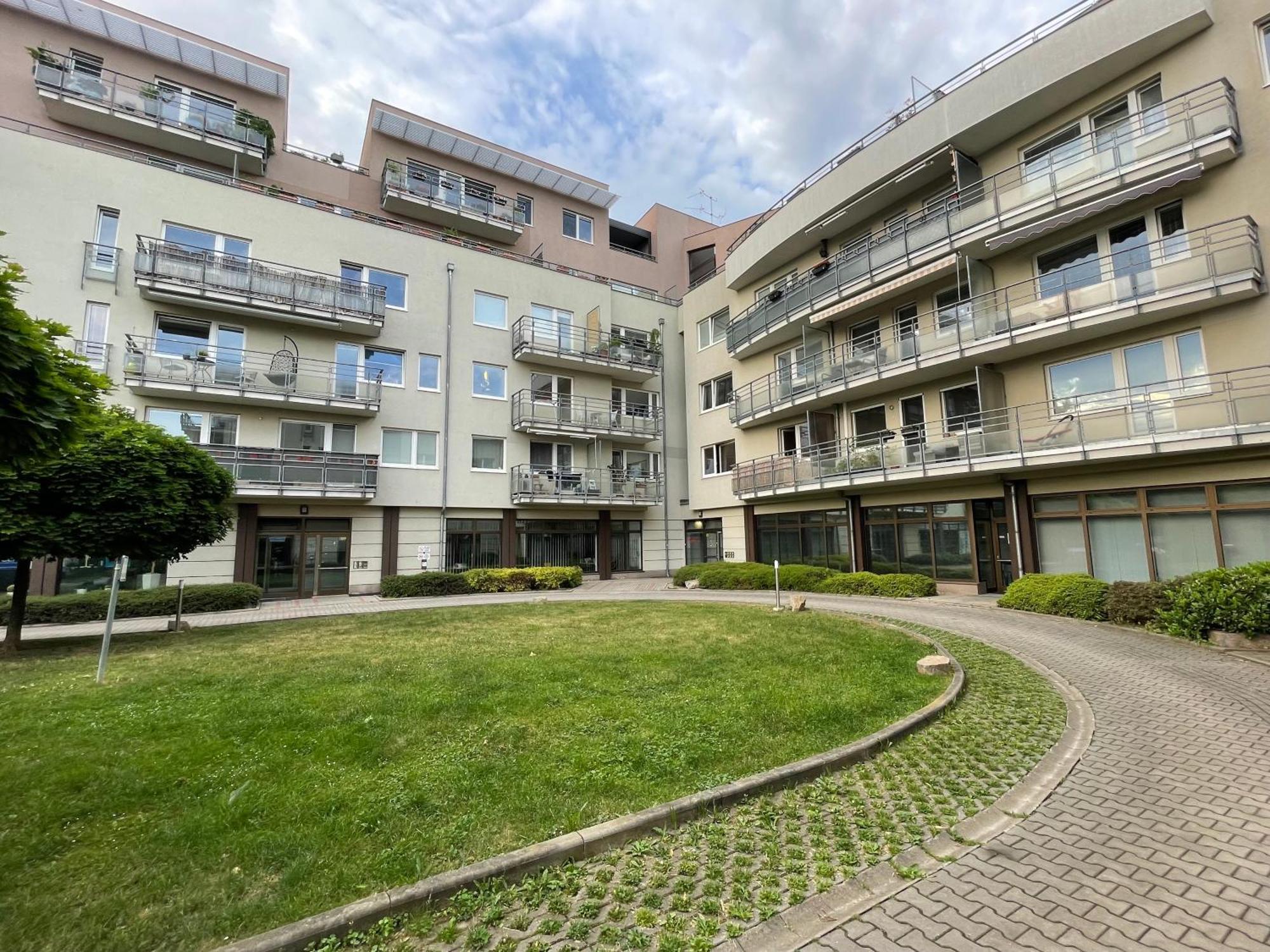 Monfas Apartment Provence In Prague Ngoại thất bức ảnh