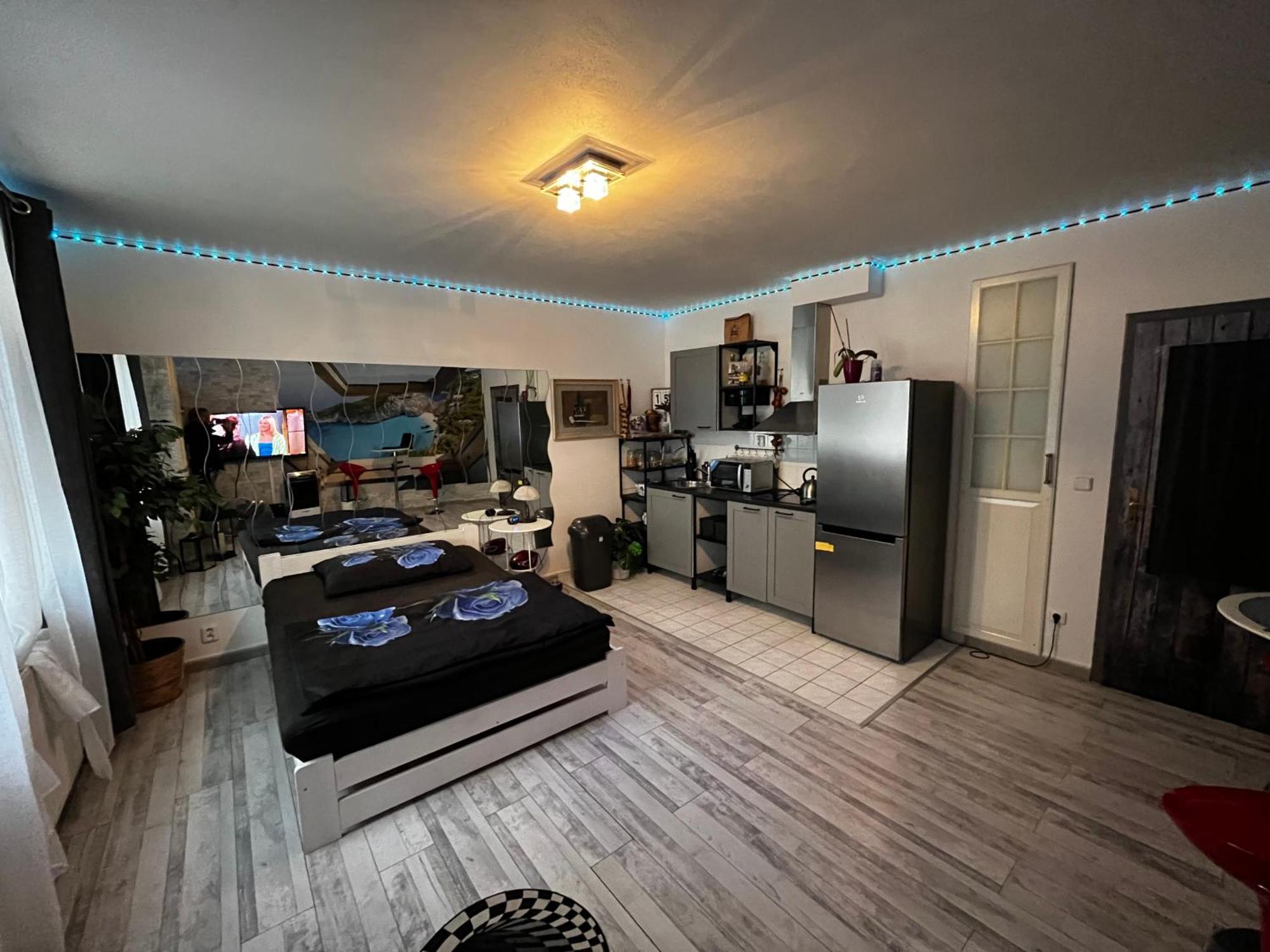 Monfas Apartment Provence In Prague Ngoại thất bức ảnh